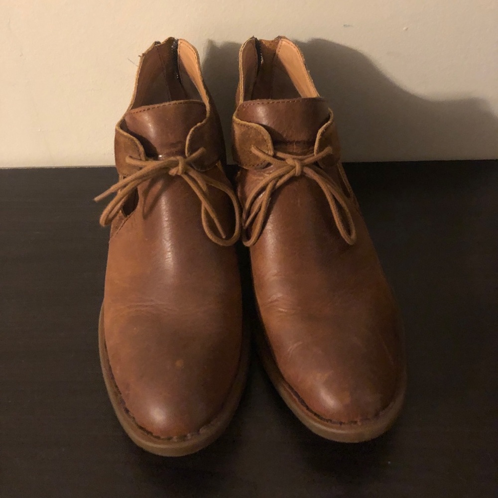 Born Cognac Booties
